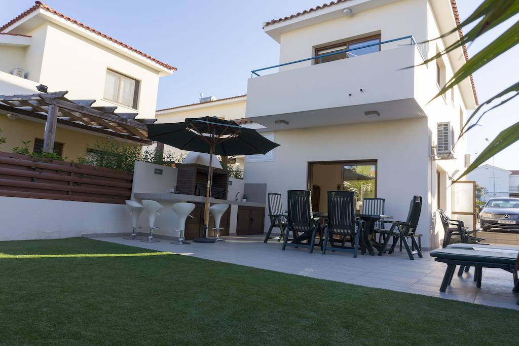 Chara Elizabeth No 2 Villa โปรทาราส ห้อง รูปภาพ